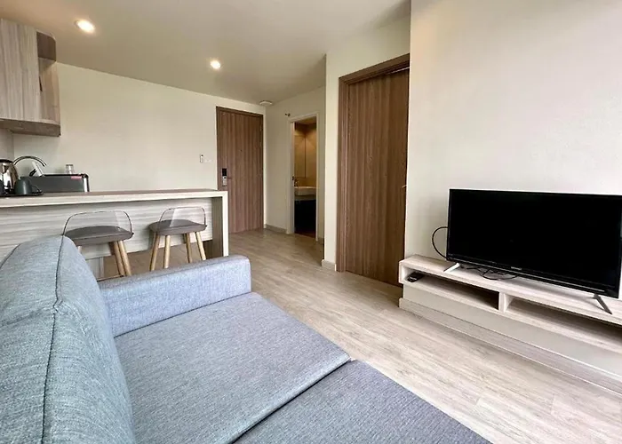 The View Chaengwattana 14 Апартаменты Бангкок