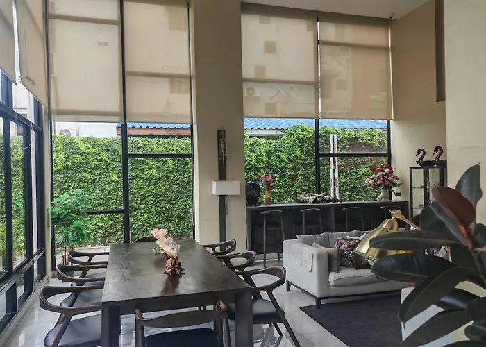 The View Chaengwattana 14 Бангкок